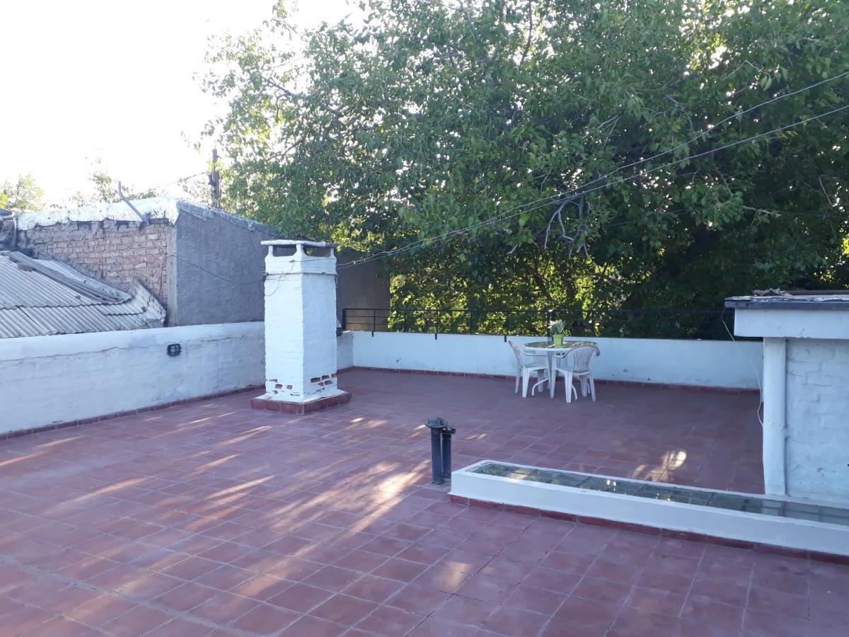 Casa Cerca Del Centro Bed&Breakfast Mendoza Bagian luar foto
